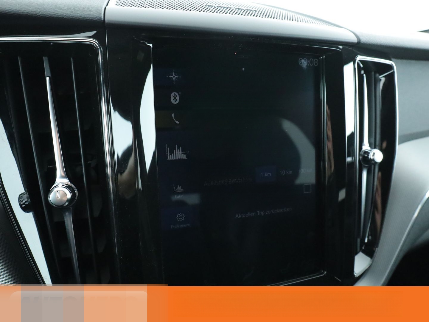 Volvo XC60 2.0 T4 R Design 2WD Aut.*NAV*LED*ACC*PDC*SH foto 22