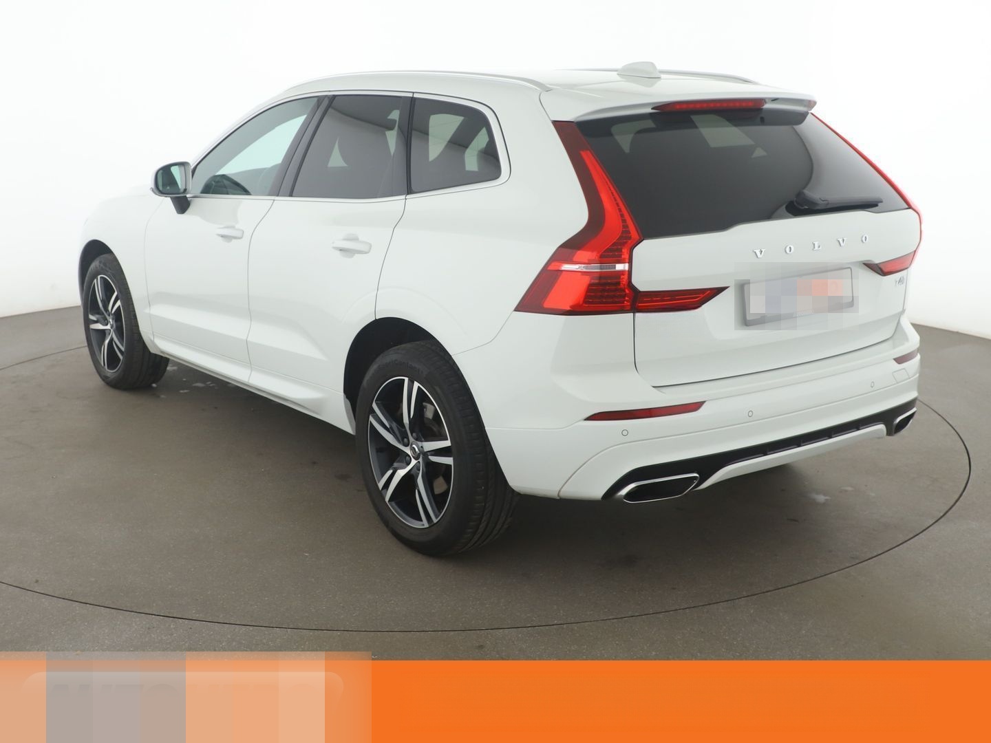 Volvo XC60 2.0 T4 R Design 2WD Aut.*NAV*LED*ACC*PDC*SH foto 4