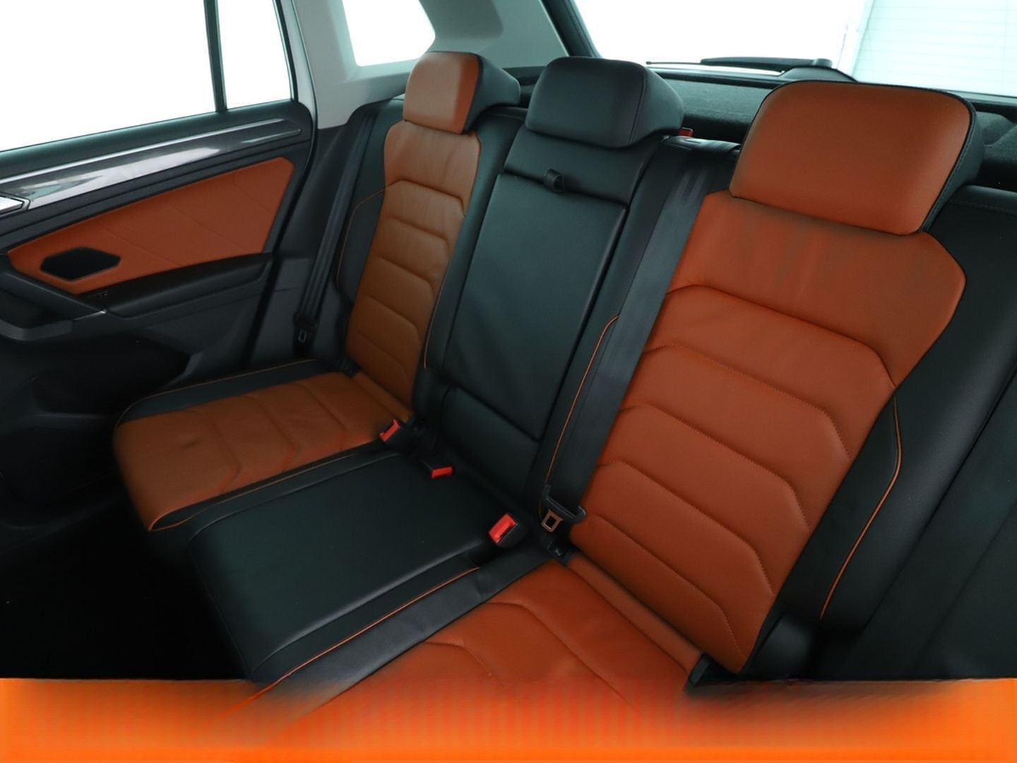 Volkswagen Tiguan 2.0 TDI Highline 4Motion BlueMotion foto 14