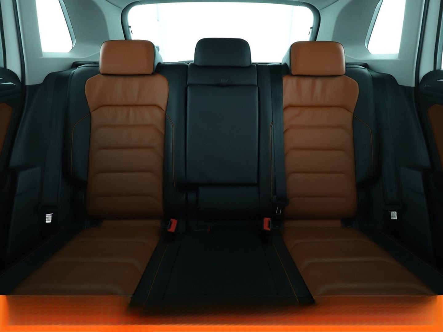 Volkswagen Tiguan 2.0 TDI Highline 4Motion BlueMotion foto 16