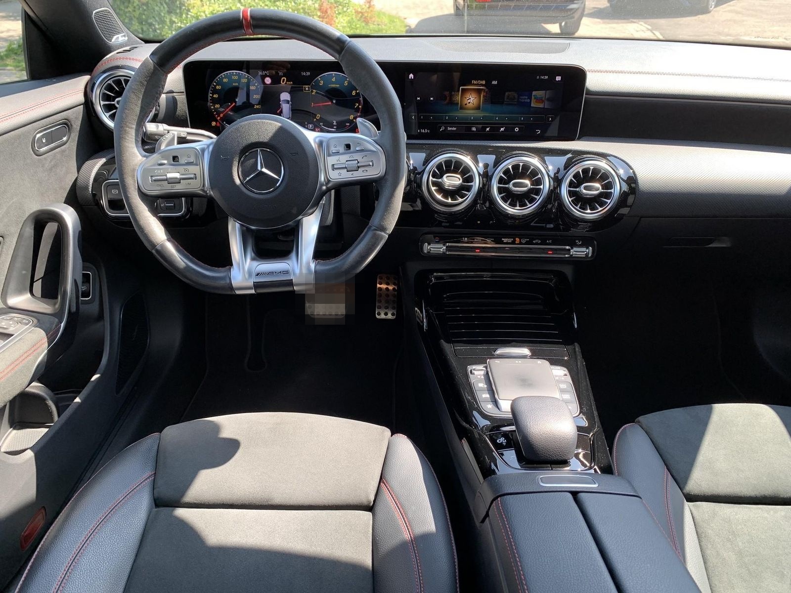 Mercedes-Benz CLA35 AMG ShootingBrake Pano+Multibeam+Burmester foto 12