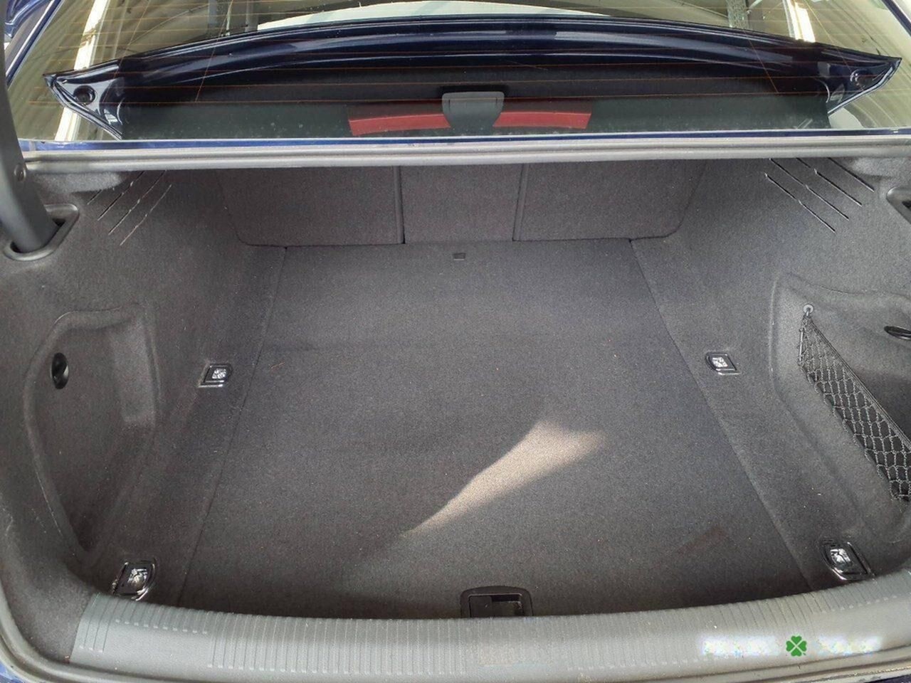 Audi A4 Limousine S line 40 TFSI S tronic LED Keyless foto 9
