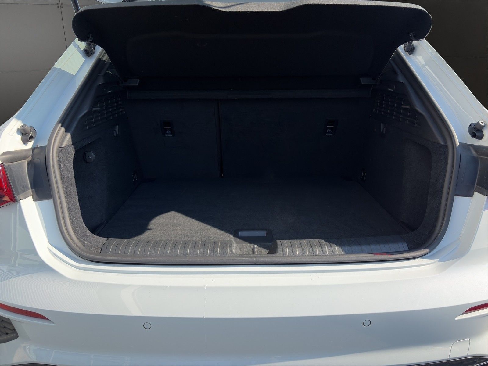 Audi S3 Sportback 2.0 TFSI quattro B&O+Pano+Navi+LED foto 15