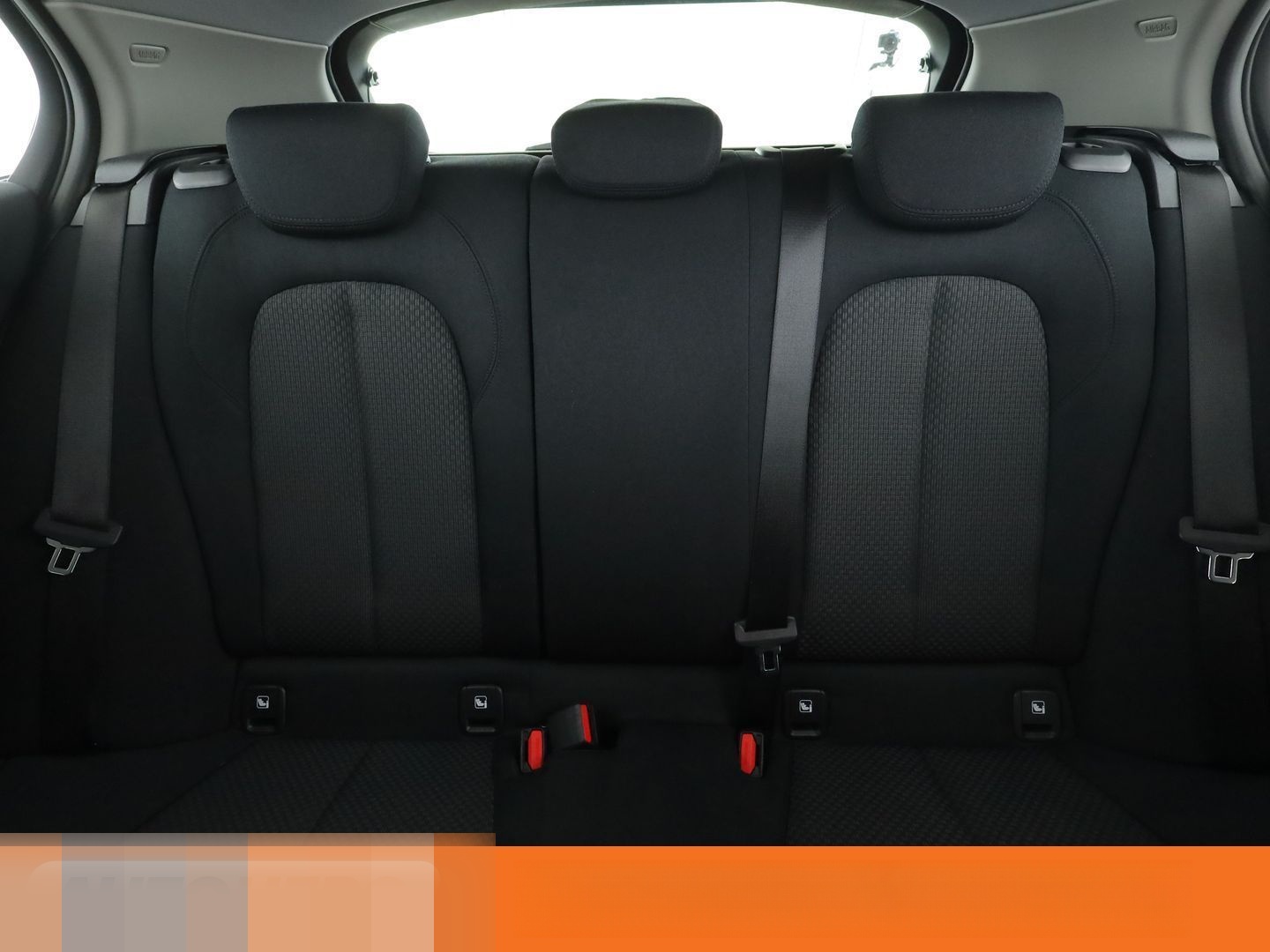 BMW 1er 118d Advantage Aut.*NAVI*LED*PDC*SHZ*TEMPO* foto 16