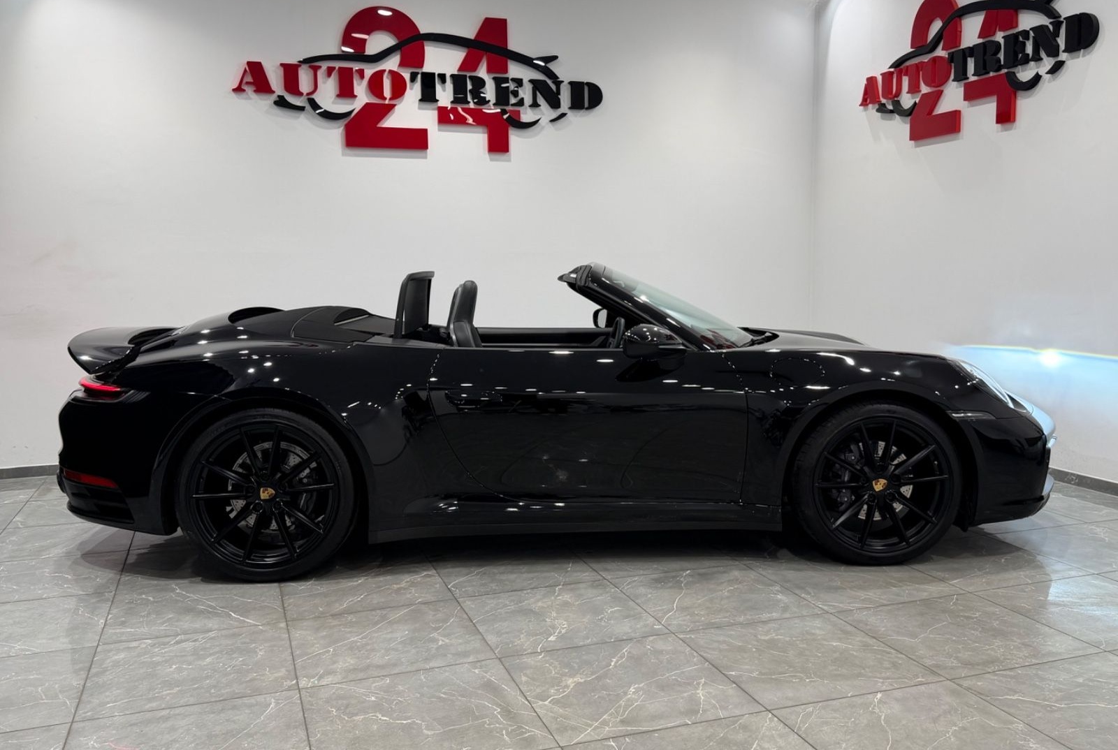Porsche 911 992 Carrera Cabriolet SPORT-CHRONO-SPORTABGA foto 9