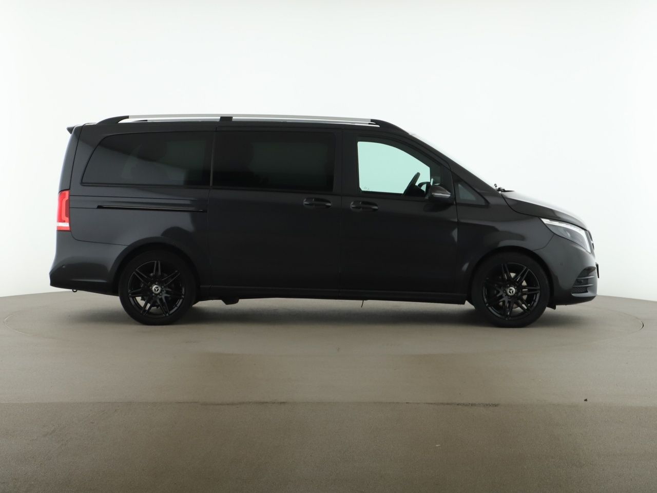 Mercedes-Benz V 300 d Lang AMG Avantgarde Airmatic Distr. 360° foto 8