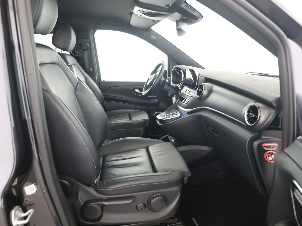 Mercedes-Benz V 300 d Lang AMG Avantgarde Airmatic Distr. 360° foto 10