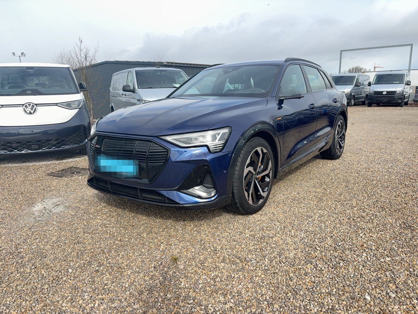 Audi e-tron S line quattro Kamera/Matrix/AHK/StHz/360 foto 2