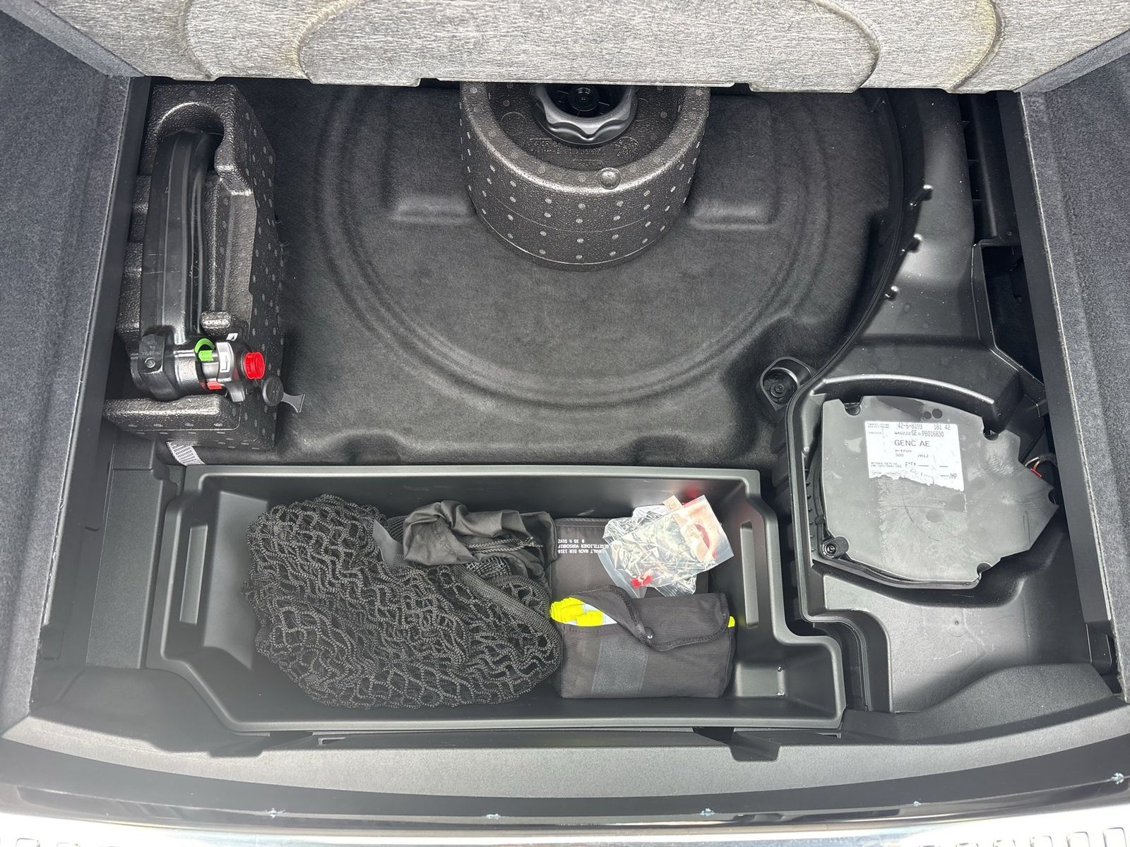 Audi e-tron S line quattro Kamera/Matrix/AHK/StHz/360 foto 19