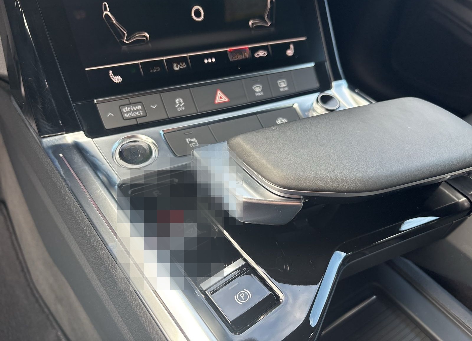 Audi e-tron S line quattro Kamera/Matrix/AHK/StHz/360 foto 10