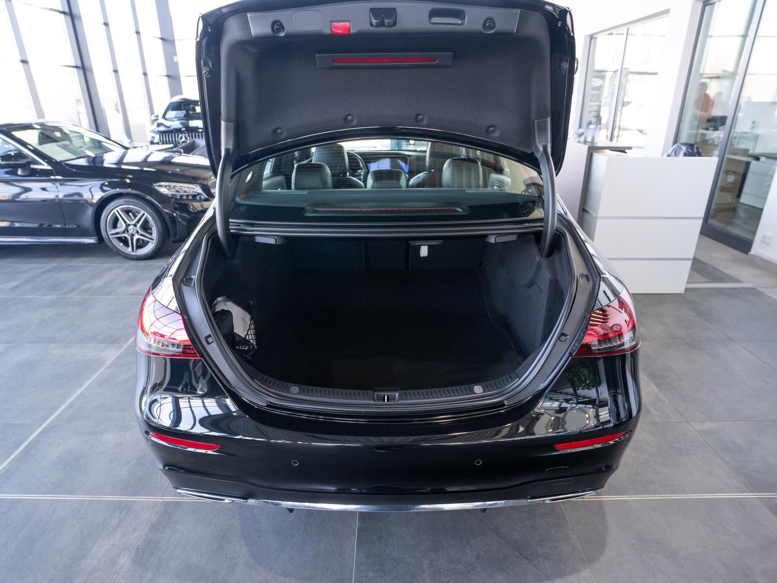 Mercedes-Benz E 300 9G-TRONIC *AMG*SCHIEBEDACH*BURM*1.HD*RFK* foto 22