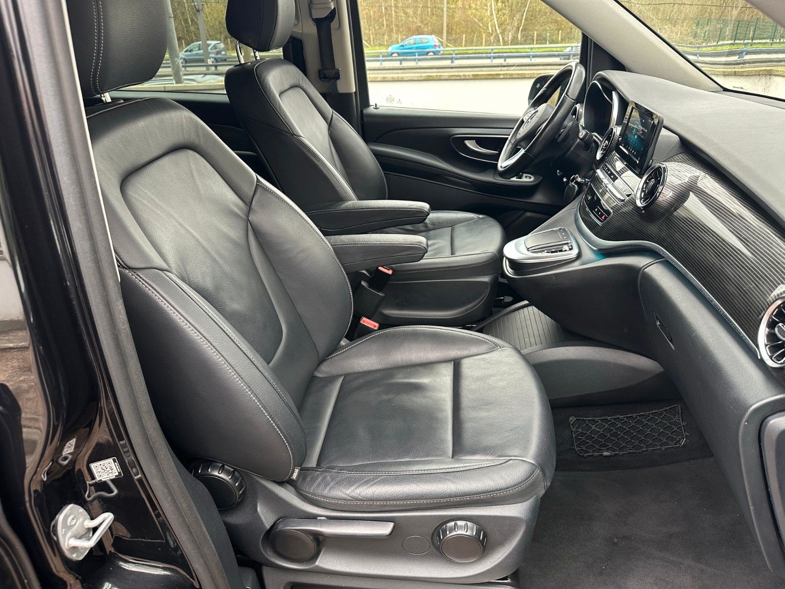 Mercedes-Benz V 250d Avantgarde extralang *8-Sitzer*E-Tür*MBUX foto 16