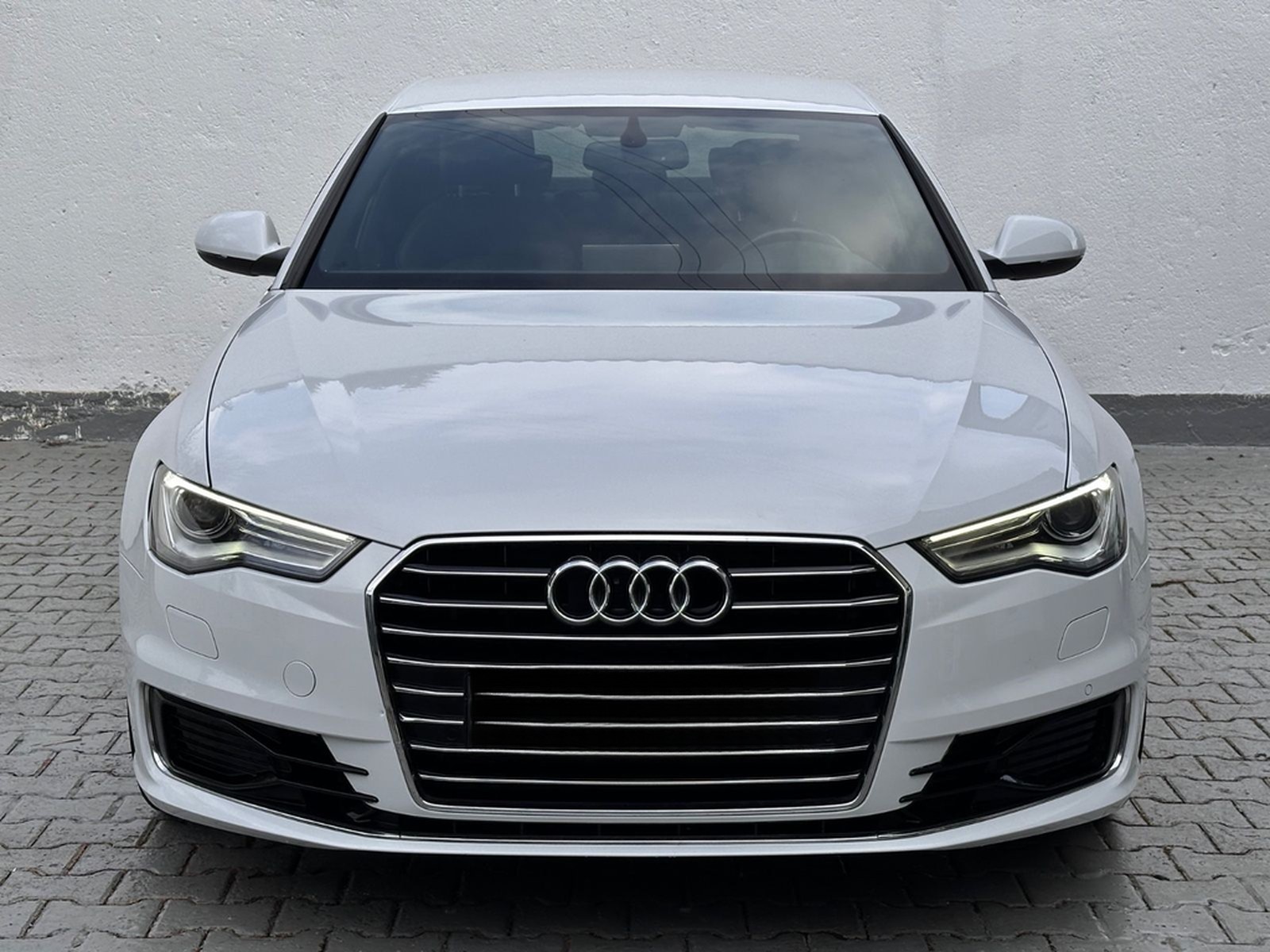 Audi A6 Lim. 1.8 TFSI S-Line Ultra/Carplay/BOSE/Navi foto 2