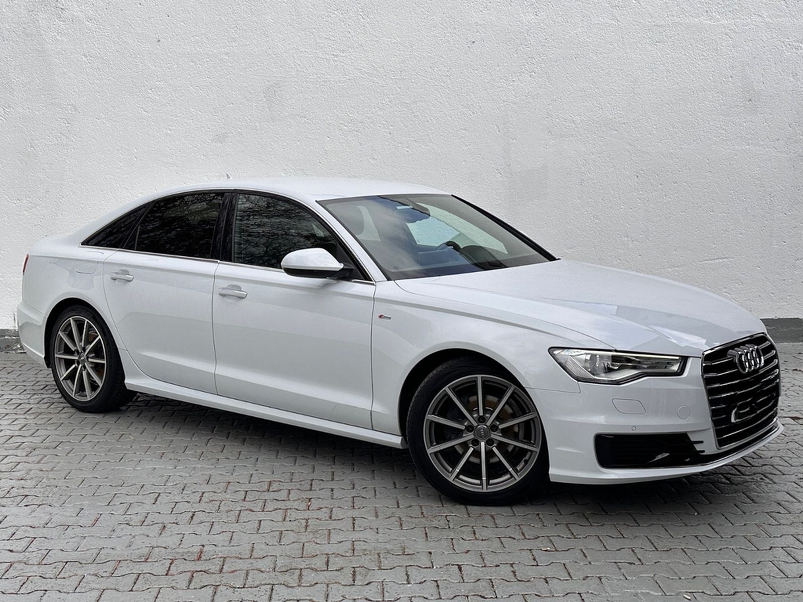 Audi A6 Lim. 1.8 TFSI S-Line Ultra/Carplay/BOSE/Navi foto 3