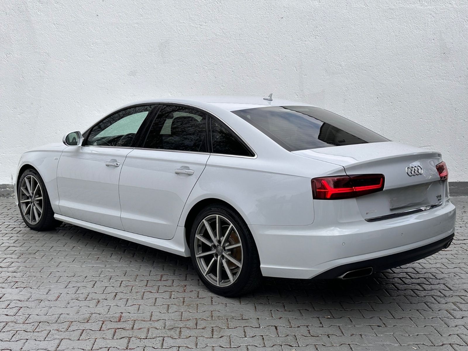 Audi A6 Lim. 1.8 TFSI S-Line Ultra/Carplay/BOSE/Navi foto 4