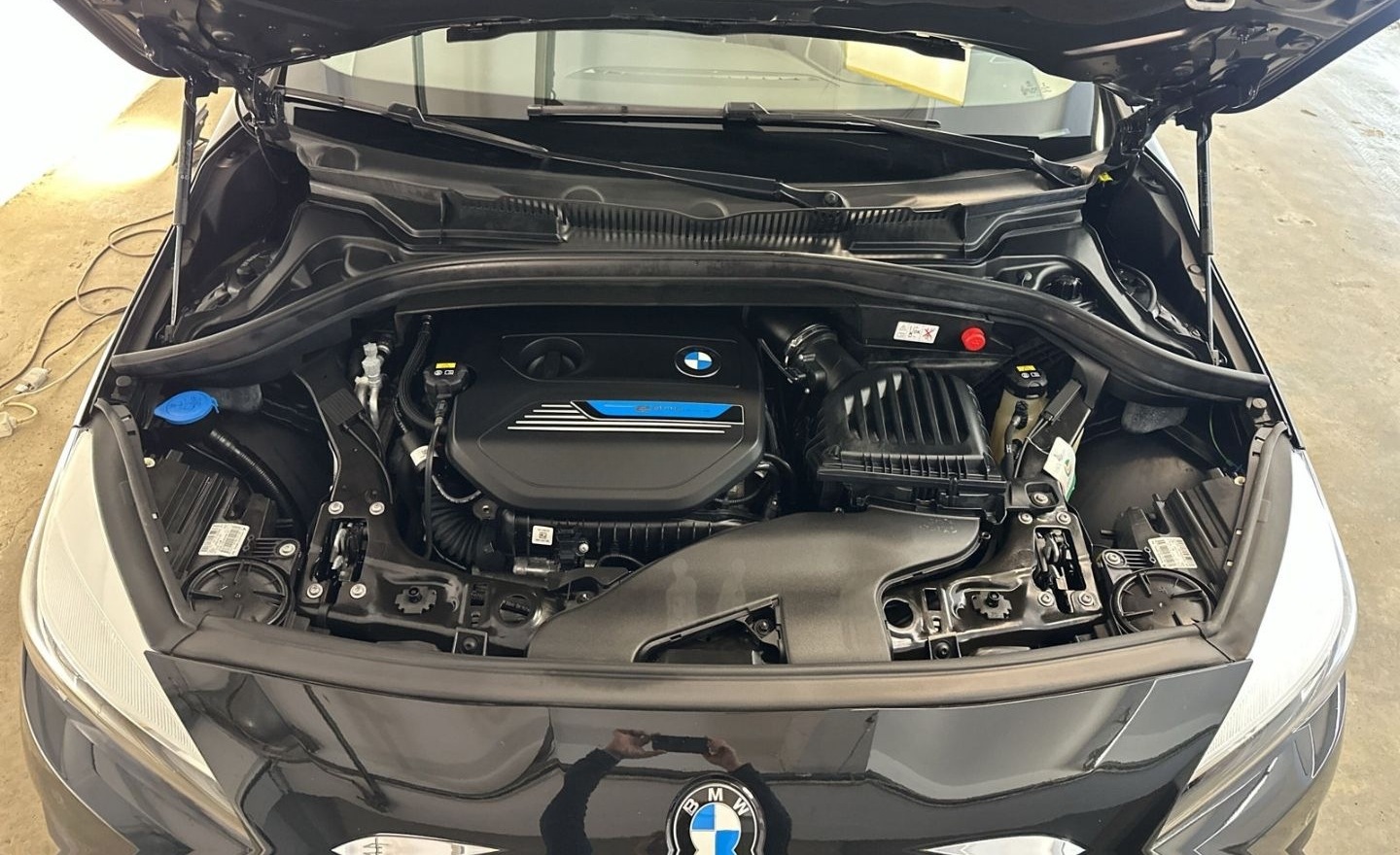 BMW 225 Active Tourer xe Advantage PHEV Sitzhzg. PDC foto 17