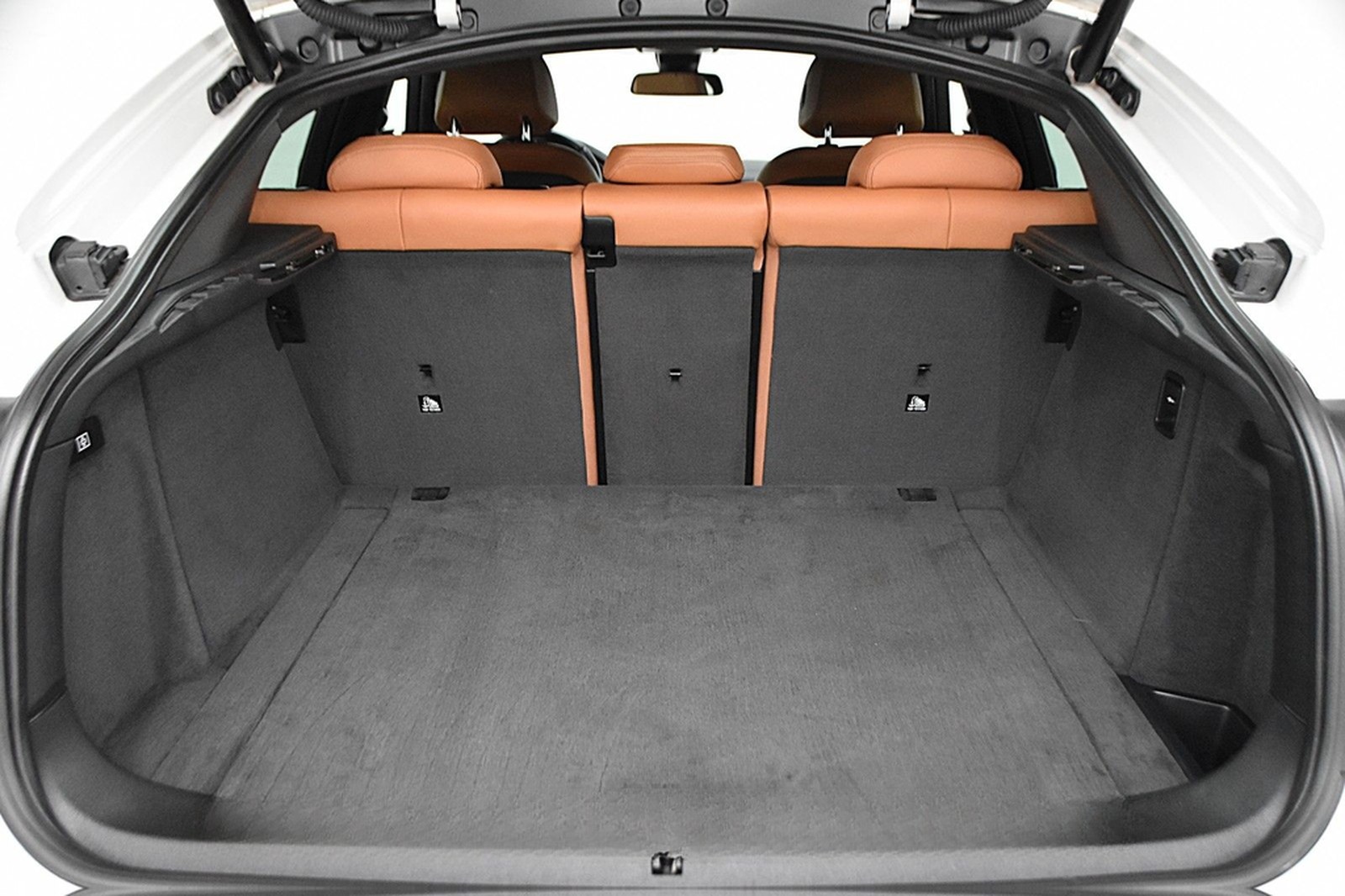 BMW X6 XDRIVE 30D M-SPORTPAKET*AUS 2 HAND*UNFALLFREI foto 24