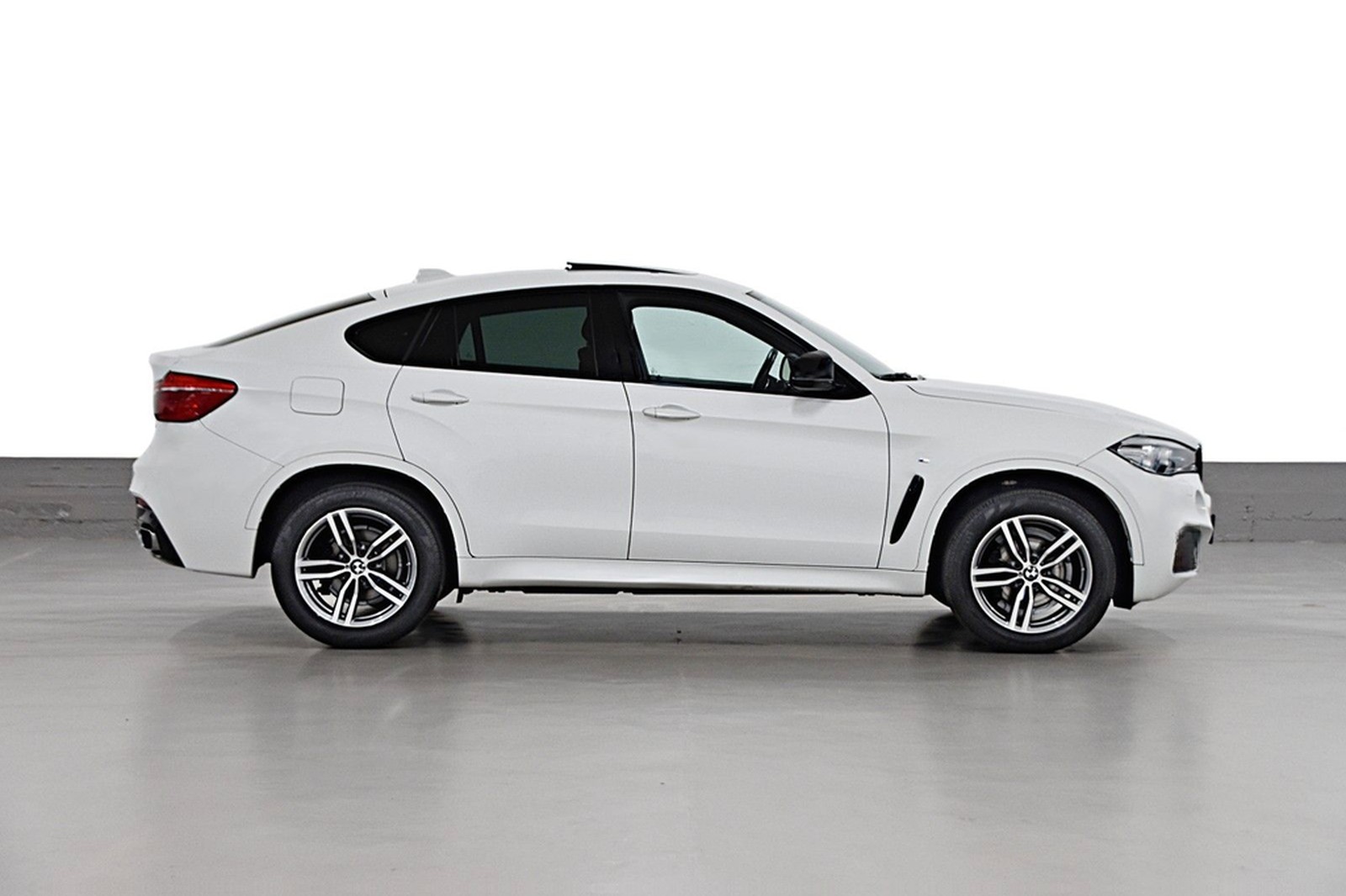 BMW X6 XDRIVE 30D M-SPORTPAKET*AUS 2 HAND*UNFALLFREI foto 6