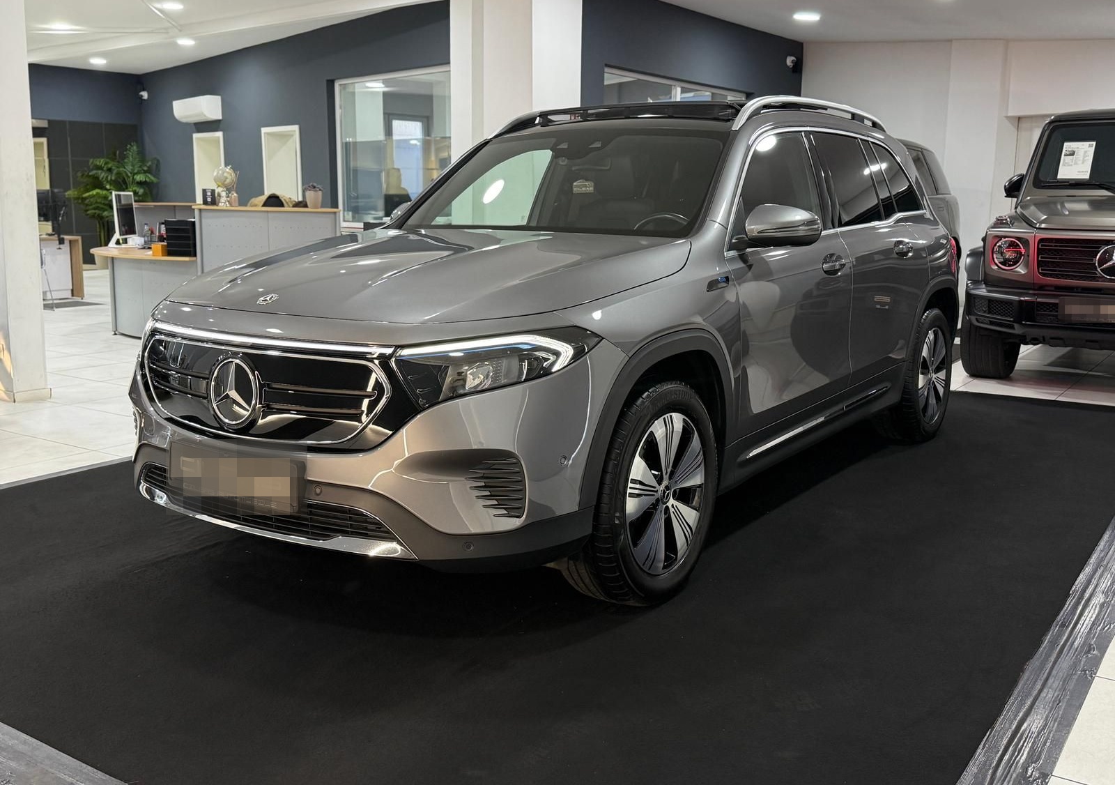 Mercedes-Benz EQB 300 4M Progressive *PANO*7-SITZER*KAM*AMBI* foto 2