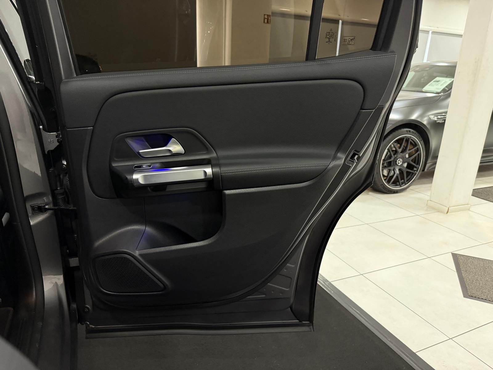 Mercedes-Benz EQB 300 4M Progressive *PANO*7-SITZER*KAM*AMBI* foto 24