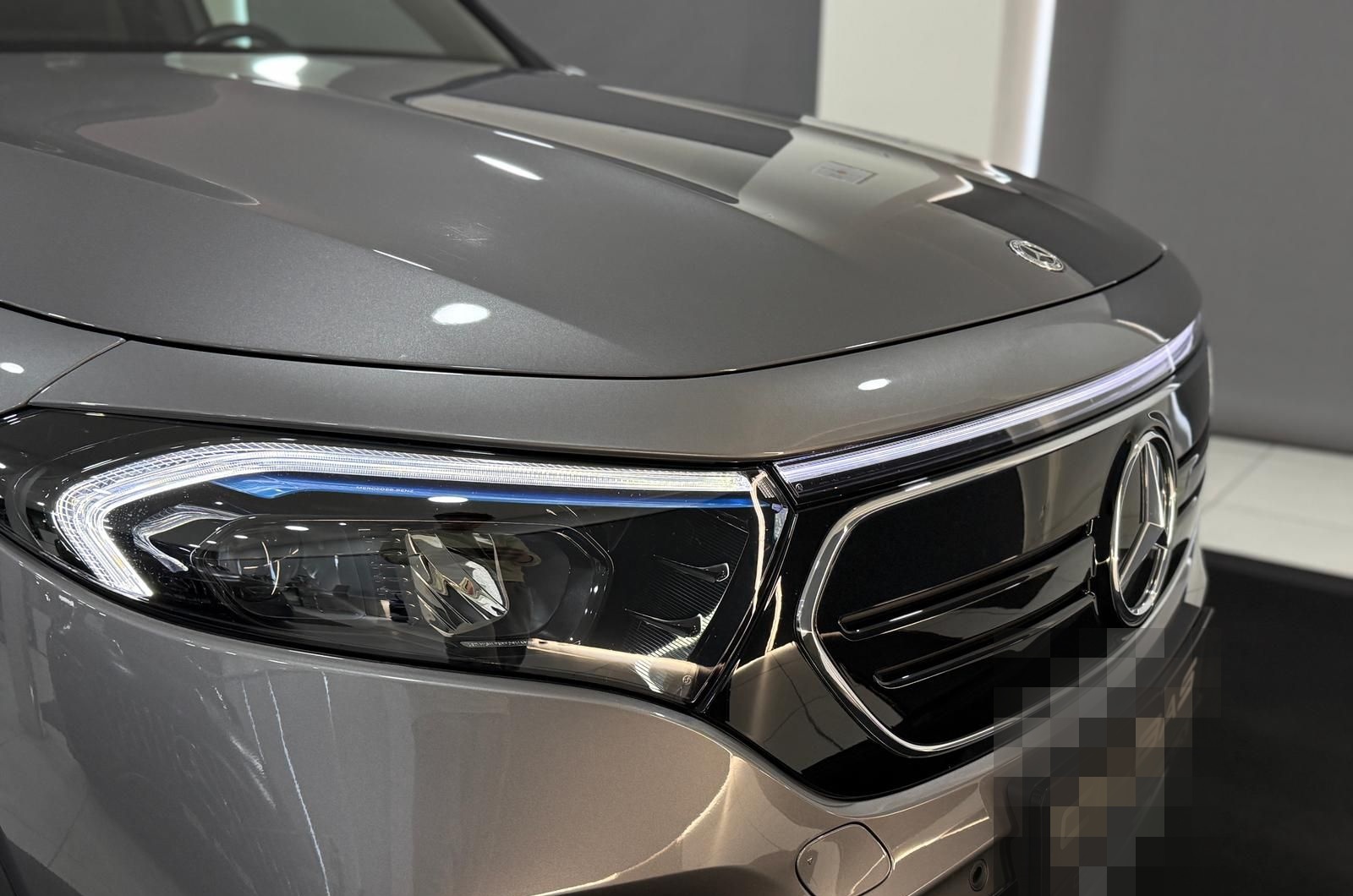 Mercedes-Benz EQB 300 4M Progressive *PANO*7-SITZER*KAM*AMBI* foto 4