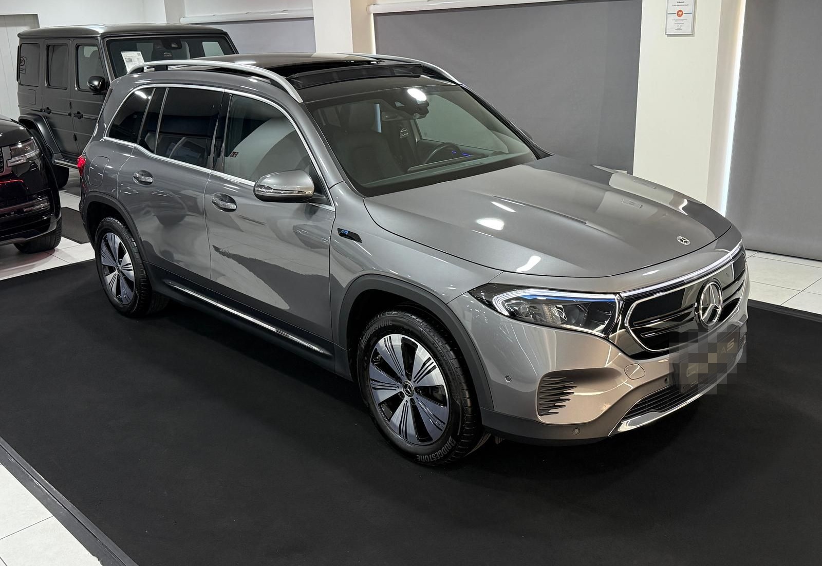 Mercedes-Benz EQB 300 4M Progressive *PANO*7-SITZER*KAM*AMBI* foto 6