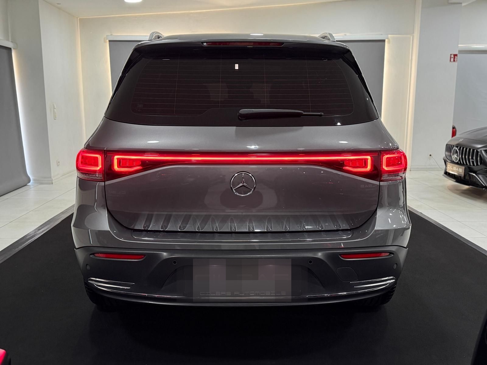 Mercedes-Benz EQB 300 4M Progressive *PANO*7-SITZER*KAM*AMBI* foto 7