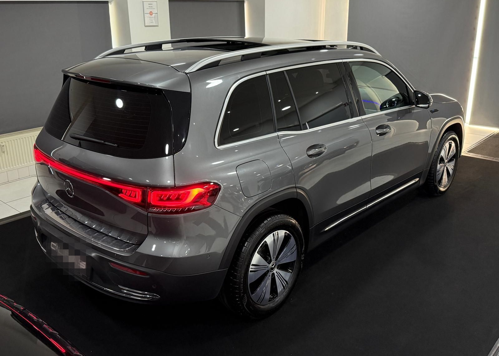 Mercedes-Benz EQB 300 4M Progressive *PANO*7-SITZER*KAM*AMBI* foto 9