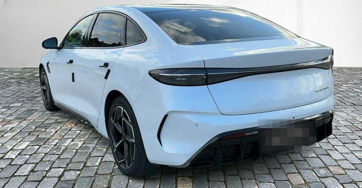 BYD Seal Design Wärmepumpe Alu KA LED Link LRH NAV N foto 2