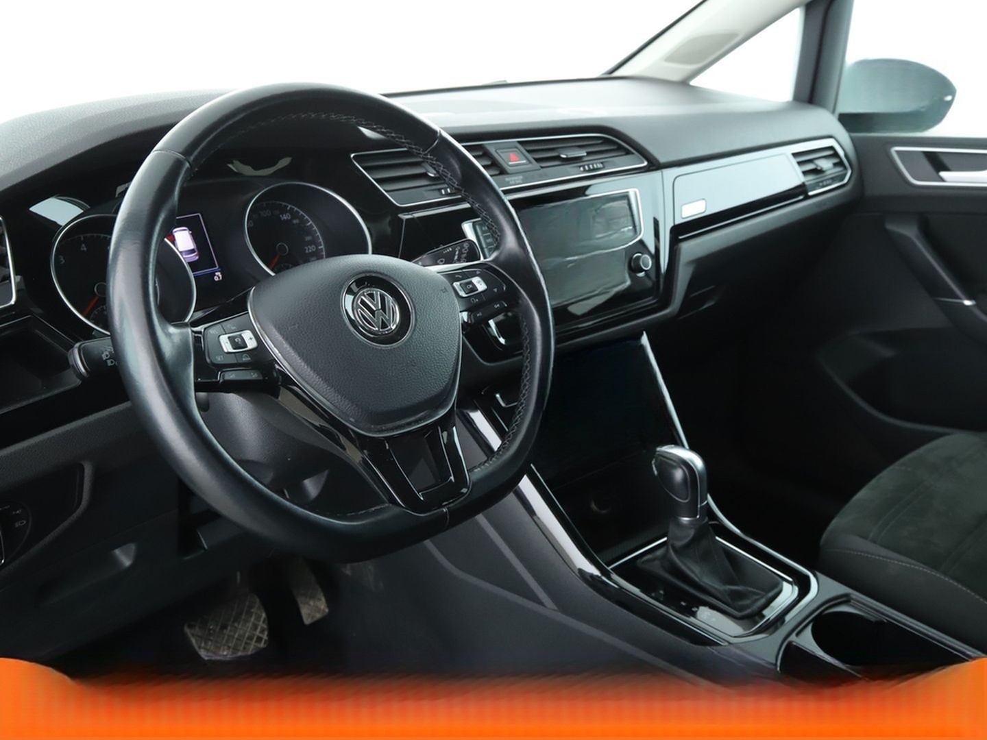 Volkswagen Touran 1.4 TSI Highline BMT Aut.*NAVI*LED*ACC* foto 11