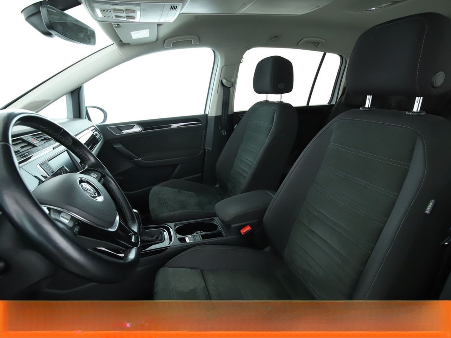 Volkswagen Touran 1.4 TSI Highline BMT Aut.*NAVI*LED*ACC* foto 10