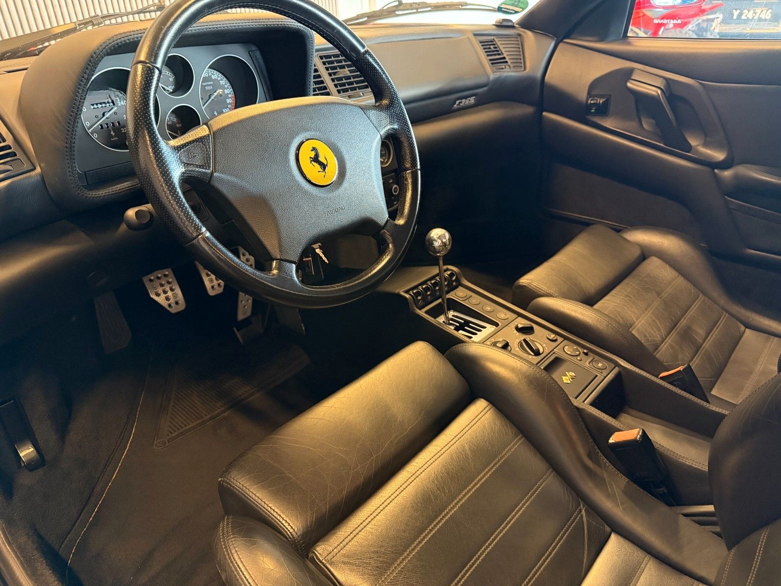 Ferrari F355 Berlinetta Schaltgetriebe Deutsches Auto foto 21