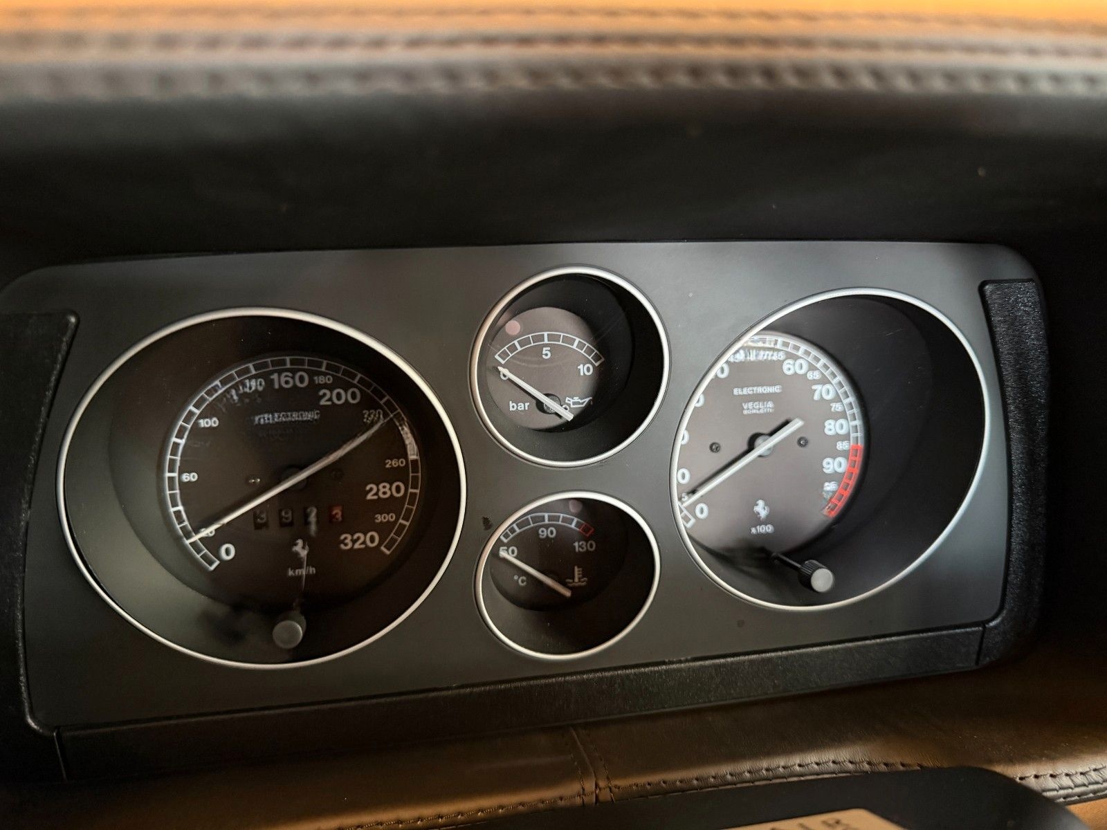 Ferrari F355 Berlinetta Schaltgetriebe Deutsches Auto foto 22