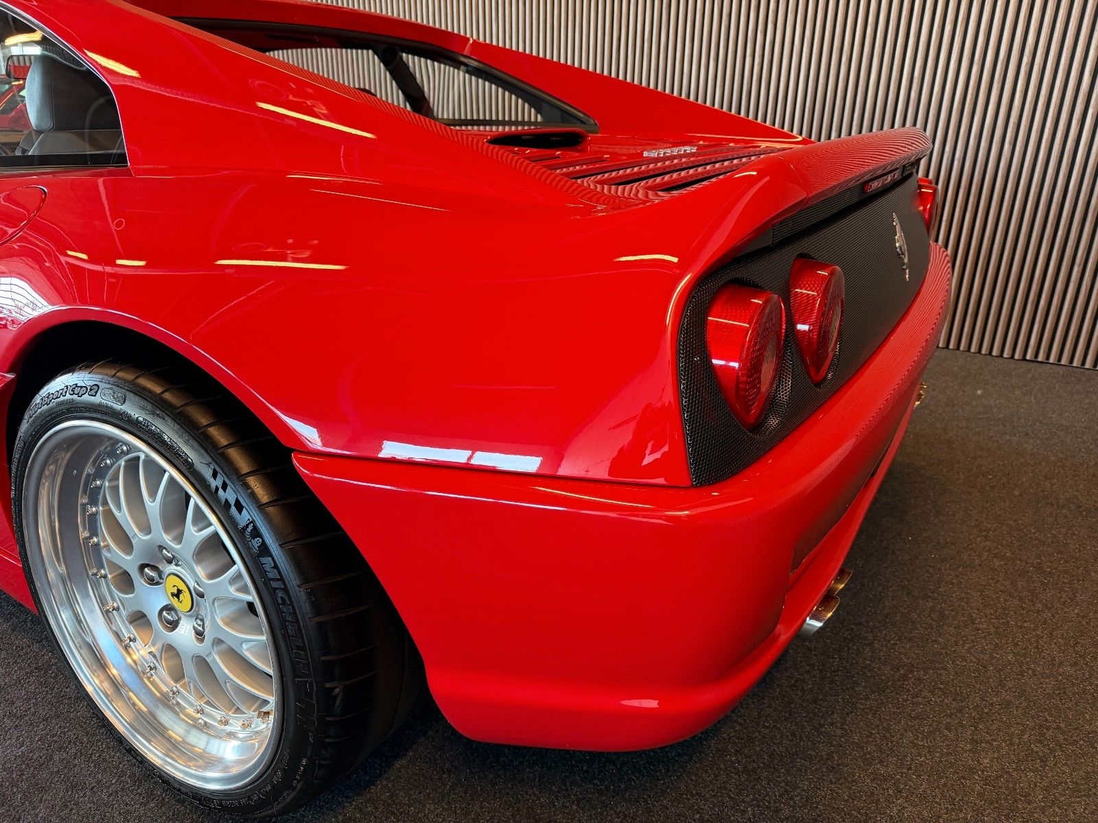 Ferrari F355 Berlinetta Schaltgetriebe Deutsches Auto foto 7