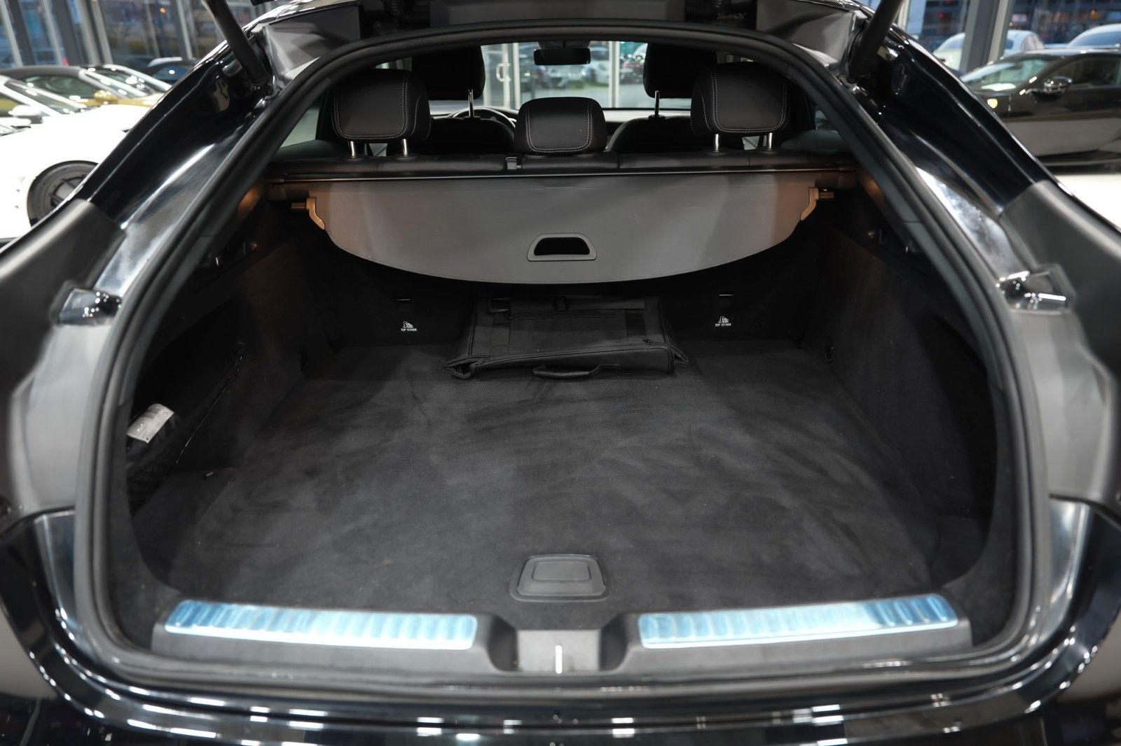 Mercedes-Benz GLC 300 e Coupe 4M *AMG-LINE*LEDER*NAVI*LED*1.HD foto 21