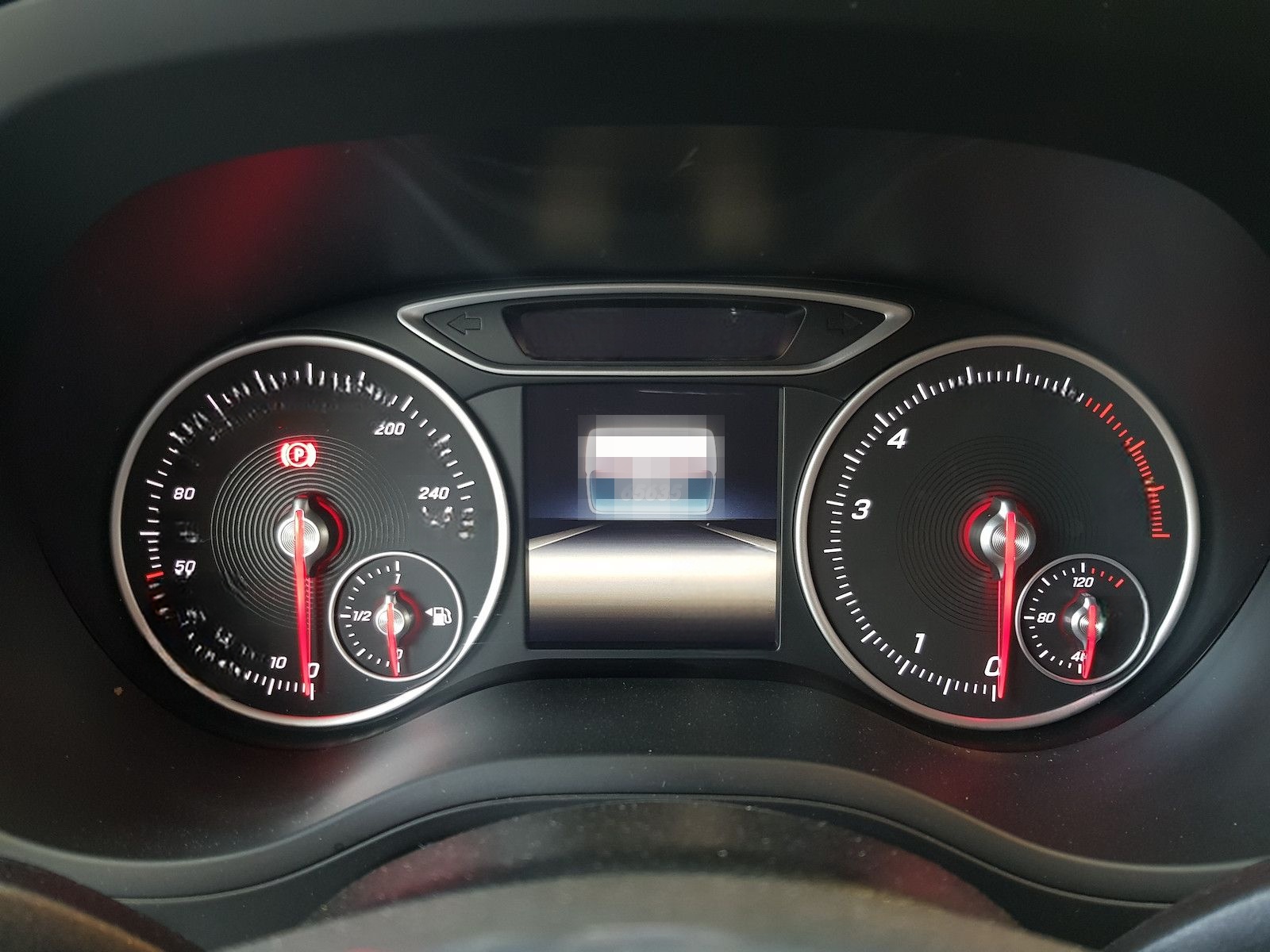 Mercedes-Benz B 180 AMG LED KAMERA AHK NIGHT AUT SHZ SPIEGEL foto 8