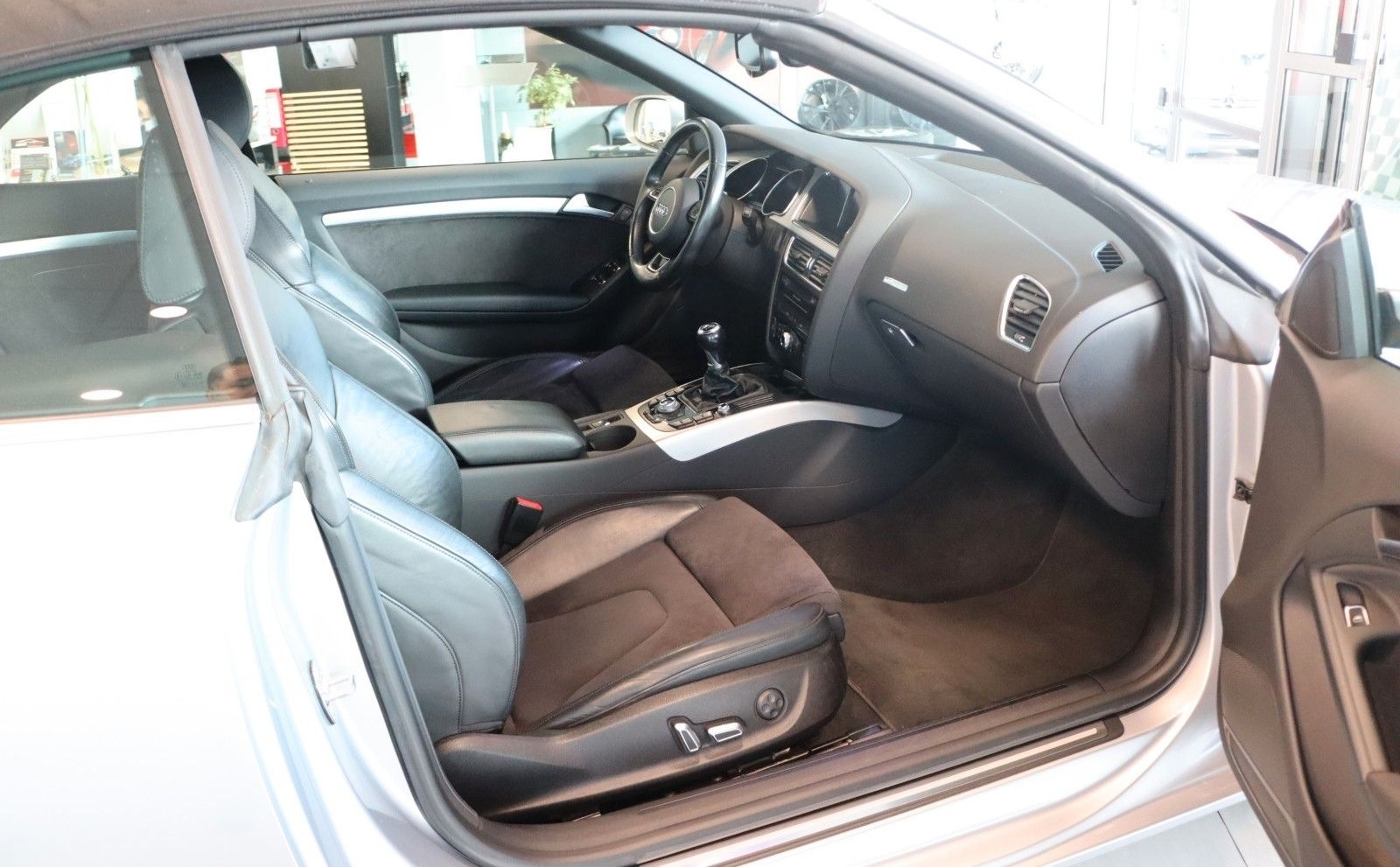 Audi A5 Cabriolet 1.8 TFSI Sports./Leder/Navi/SHZ foto 13