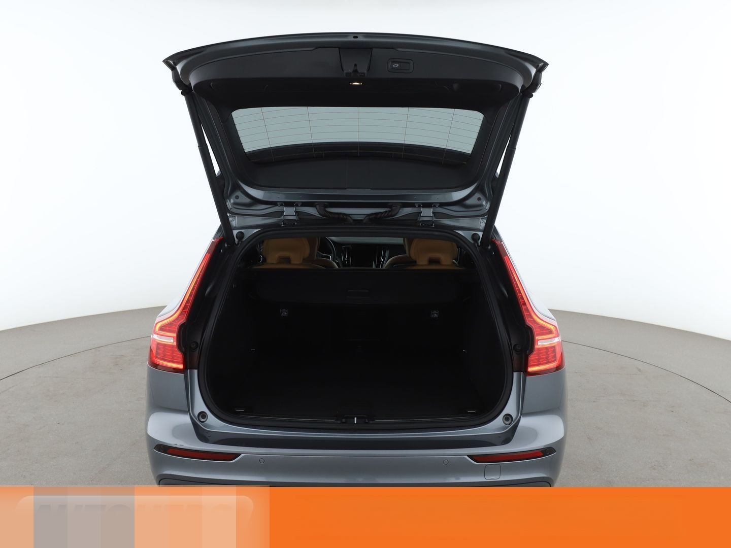 Volvo V60 2.0 D4 Inscription Aut*NAVI*LED*TEMPO*PDC* foto 17