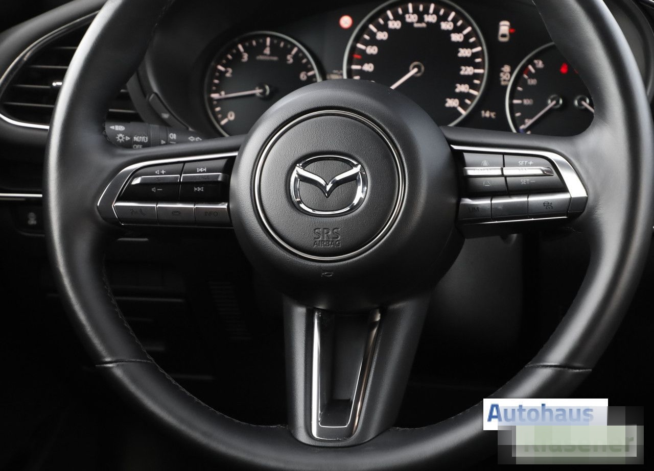 Mazda 3 e-Skyactiv 2.0 110KW Automatik HUD LED RKAM foto 21