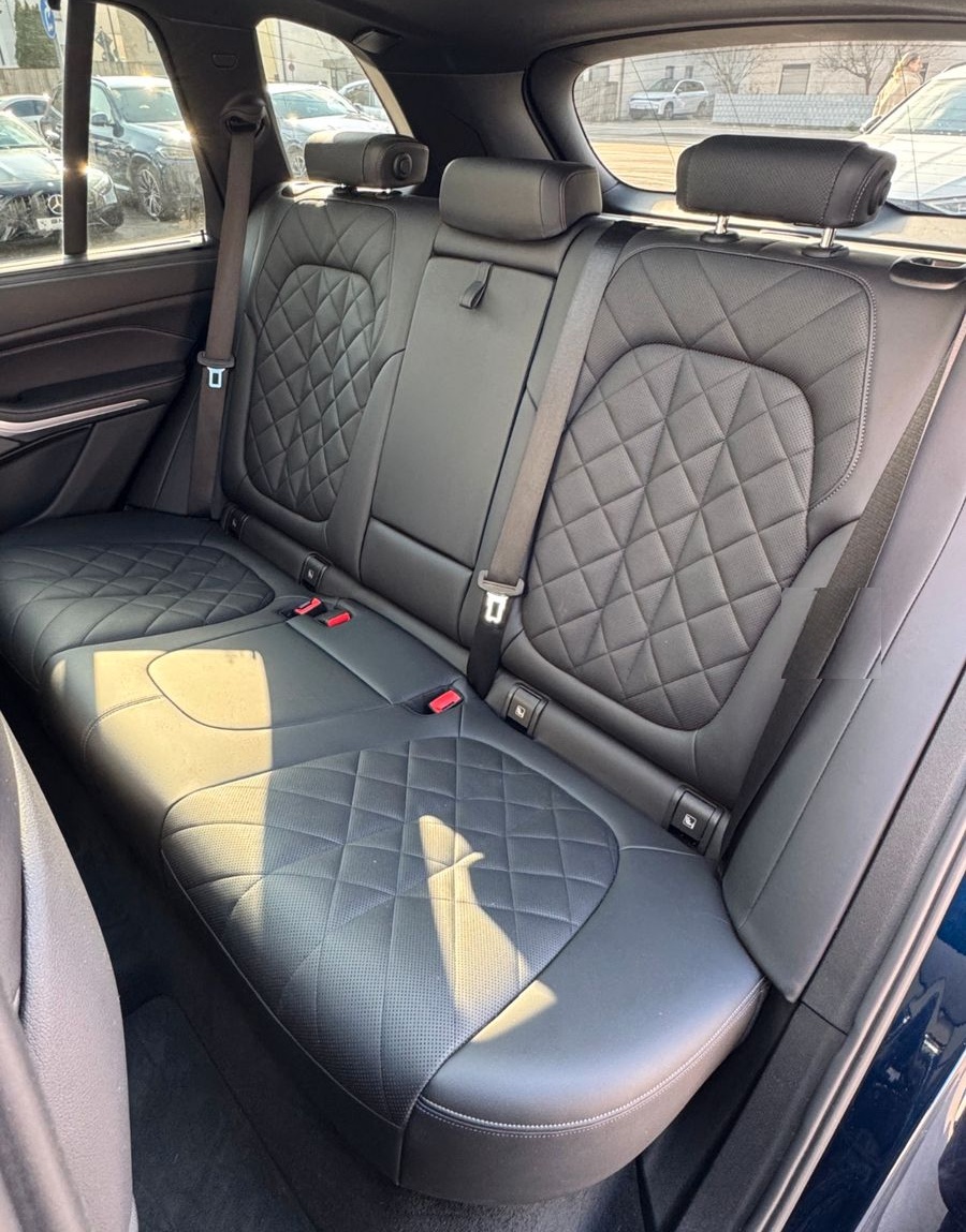 BMW X5 M50i DAProf. PA+ PANO AHK H/K LASER ALARM foto 23