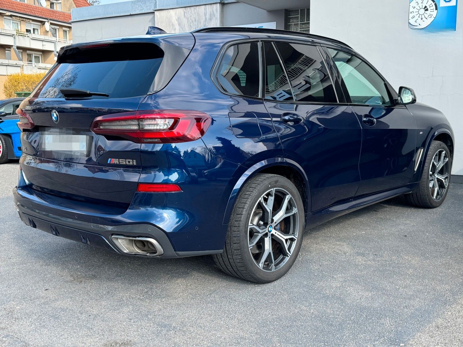BMW X5 M50i DAProf. PA+ PANO AHK H/K LASER ALARM foto 5