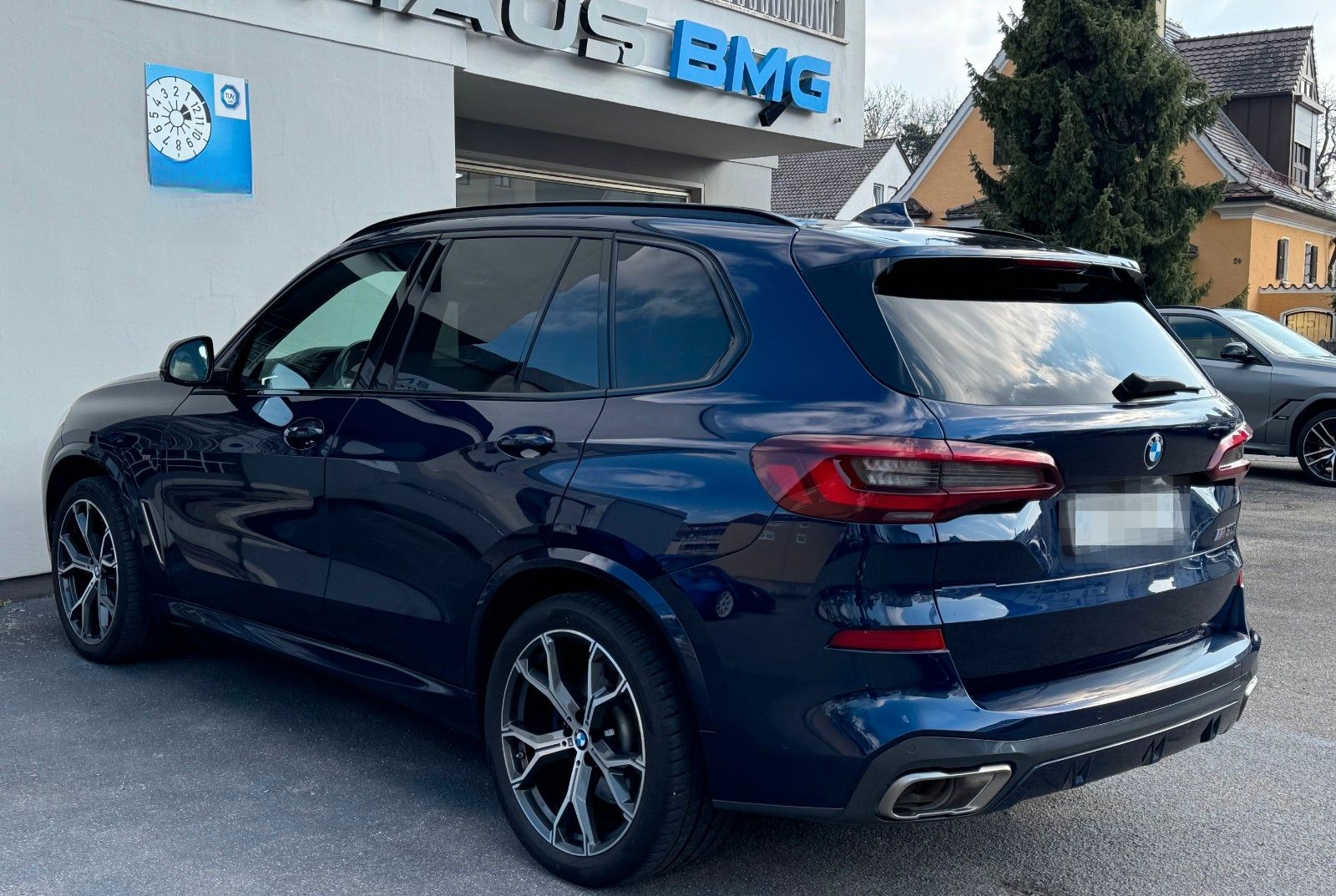 BMW X5 M50i DAProf. PA+ PANO AHK H/K LASER ALARM foto 7