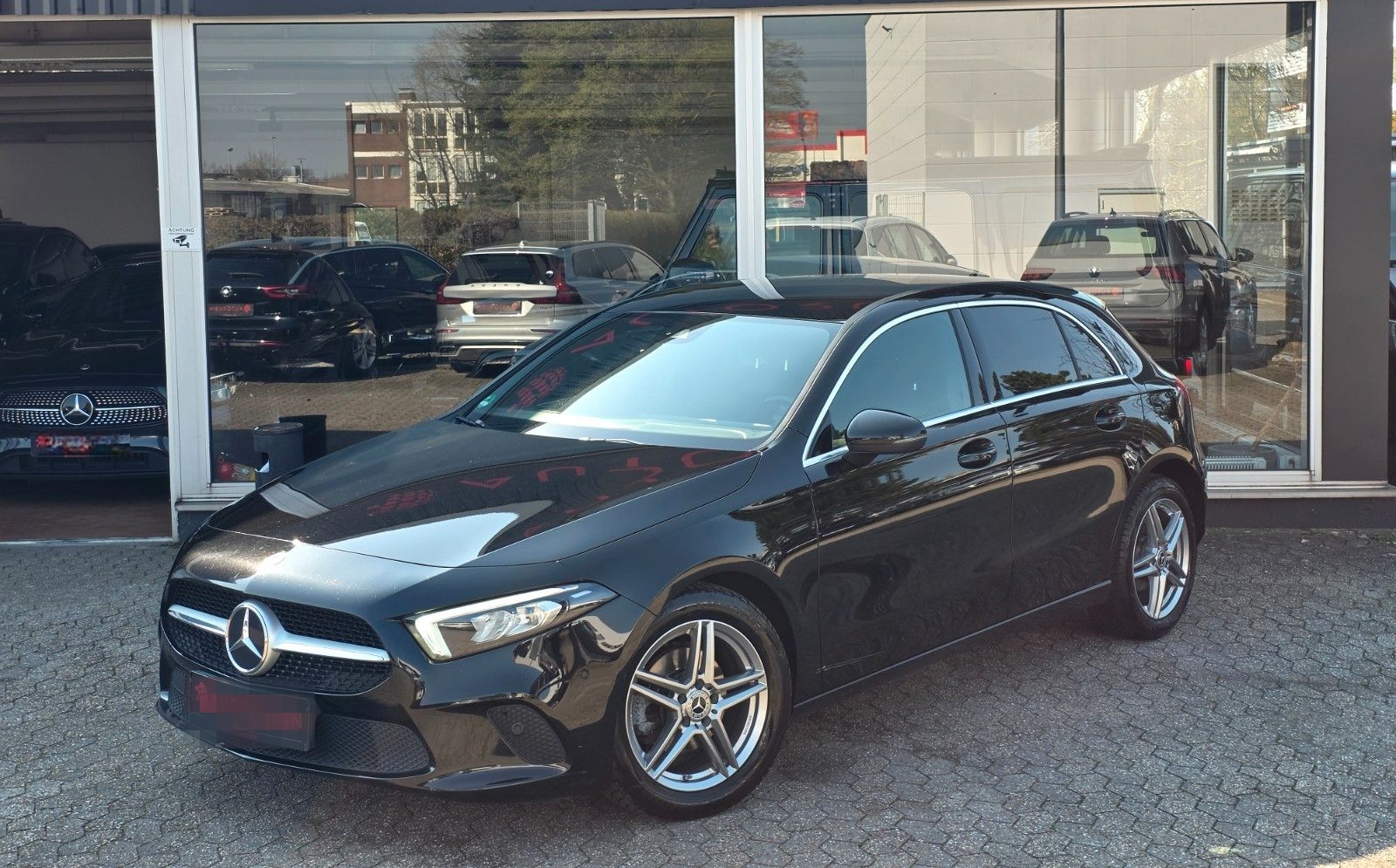 Mercedes-Benz A 180 PDC/KAMERA/AUTOMATIK/1.HAND/LED foto 2