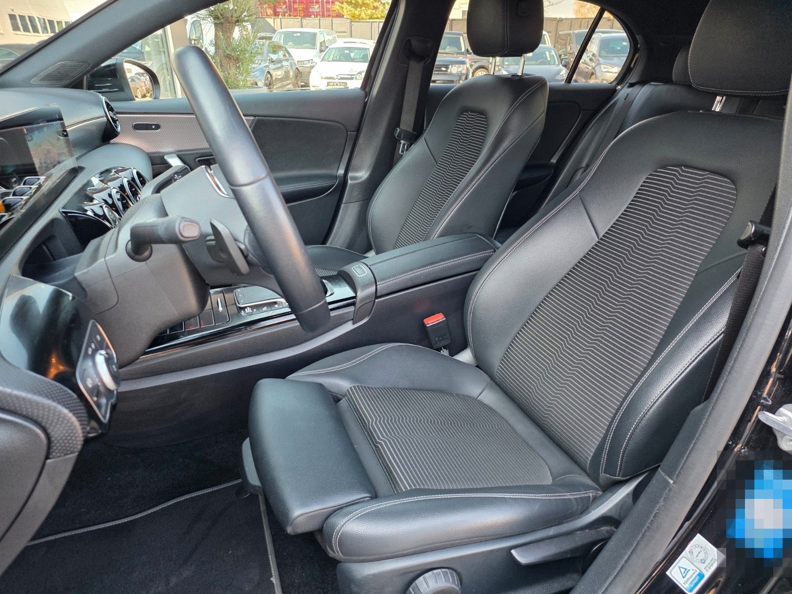 Mercedes-Benz A 180 PDC/KAMERA/AUTOMATIK/1.HAND/LED foto 11