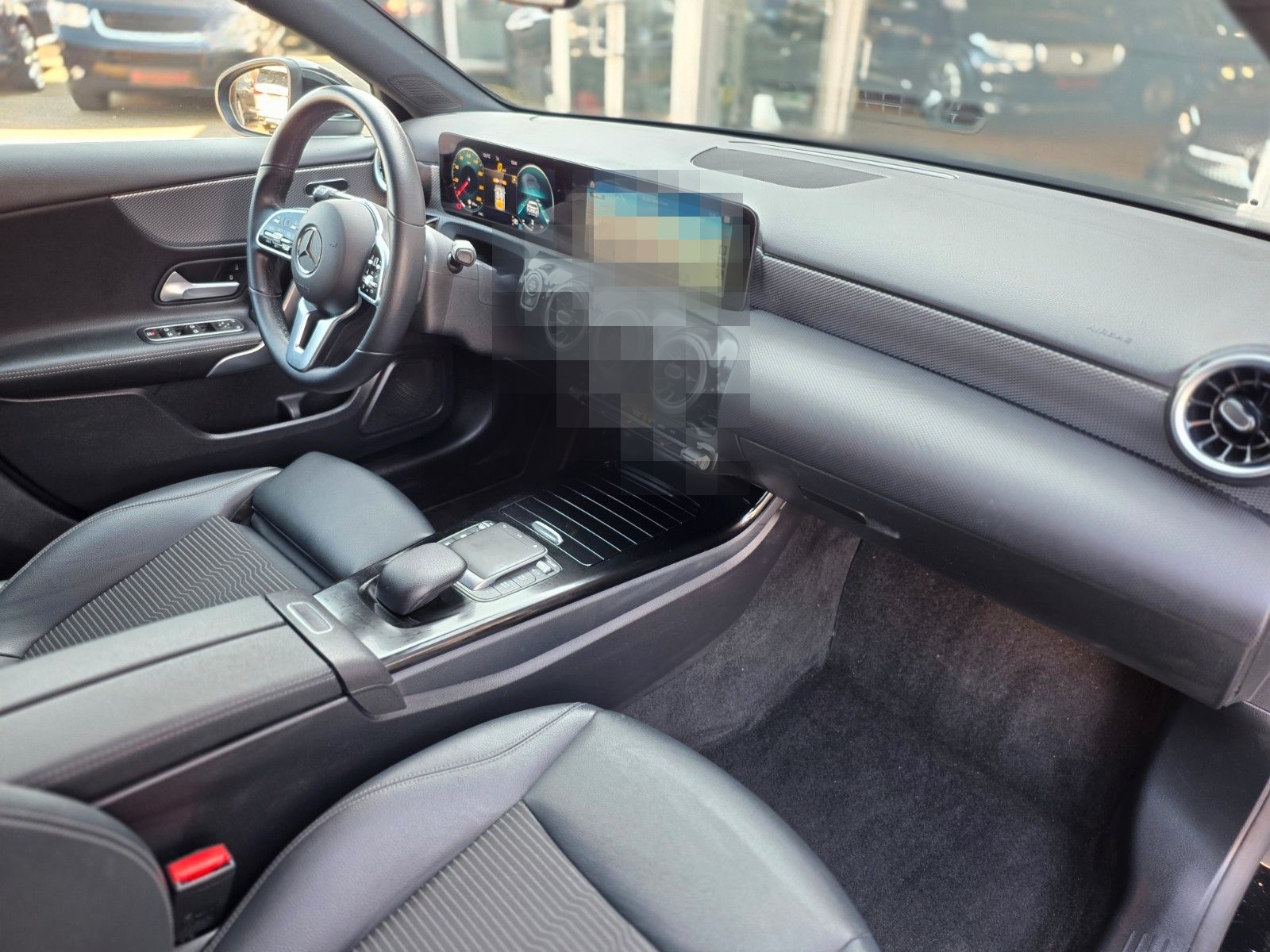 Mercedes-Benz A 180 PDC/KAMERA/AUTOMATIK/1.HAND/LED foto 16