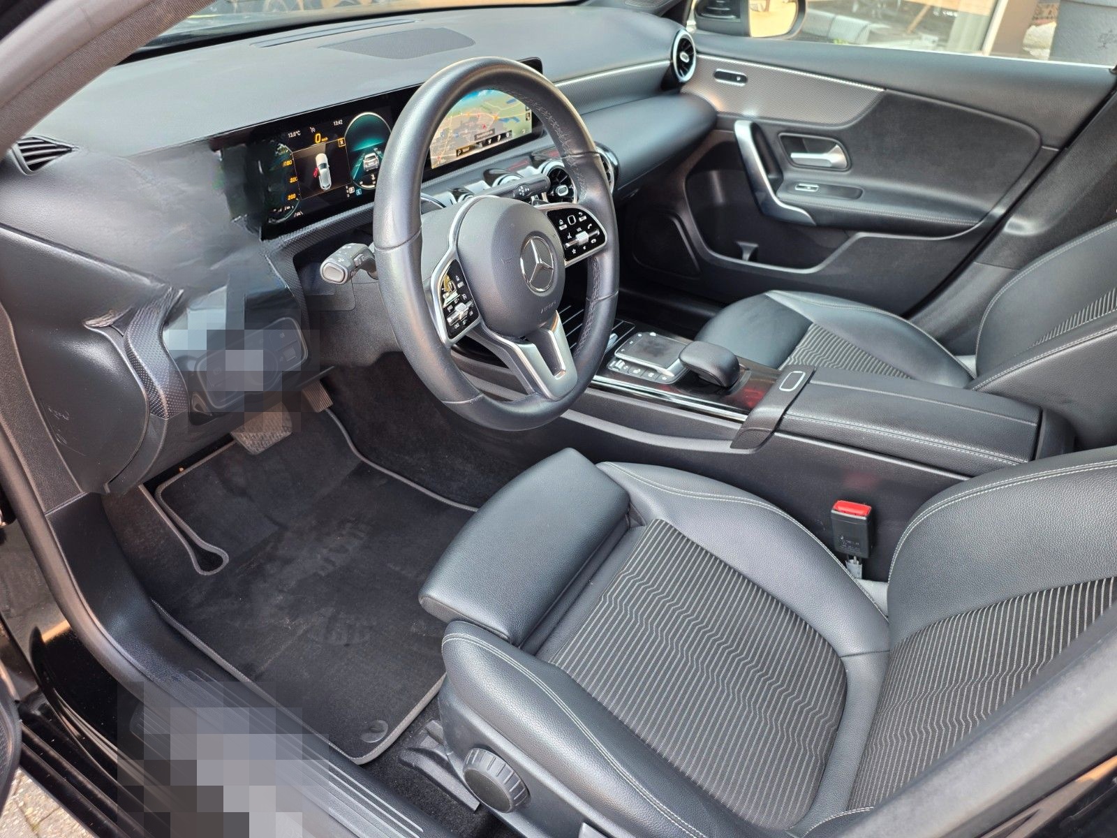 Mercedes-Benz A 180 PDC/KAMERA/AUTOMATIK/1.HAND/LED foto 19