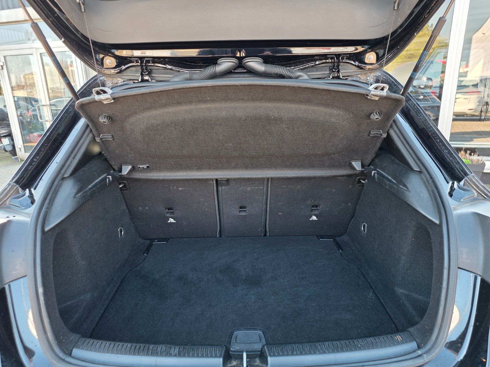 Mercedes-Benz A 180 PDC/KAMERA/AUTOMATIK/1.HAND/LED foto 20