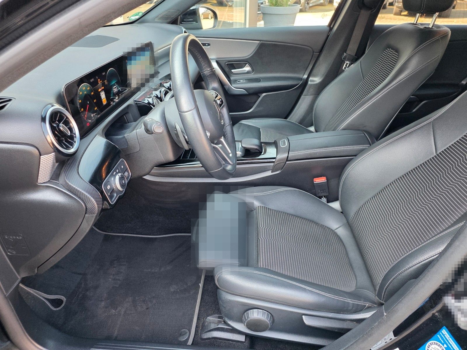 Mercedes-Benz A 180 PDC/KAMERA/AUTOMATIK/1.HAND/LED foto 9