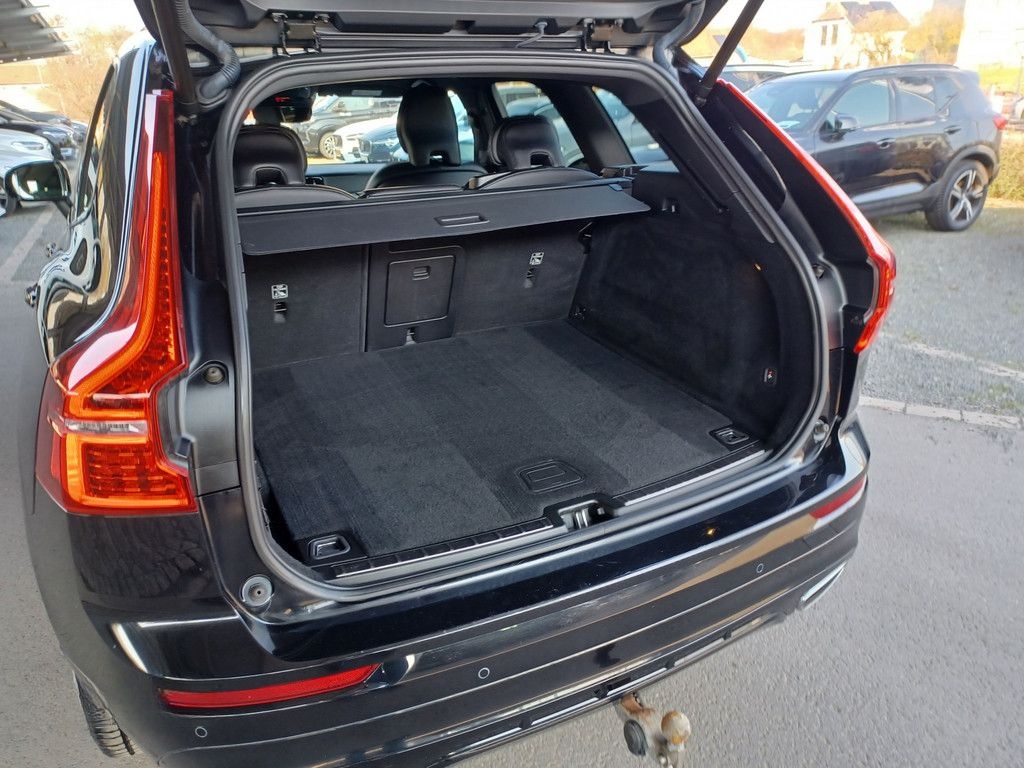 Volvo XC60 T4° R Design° AHK ° Sitzheizung v+h foto 13