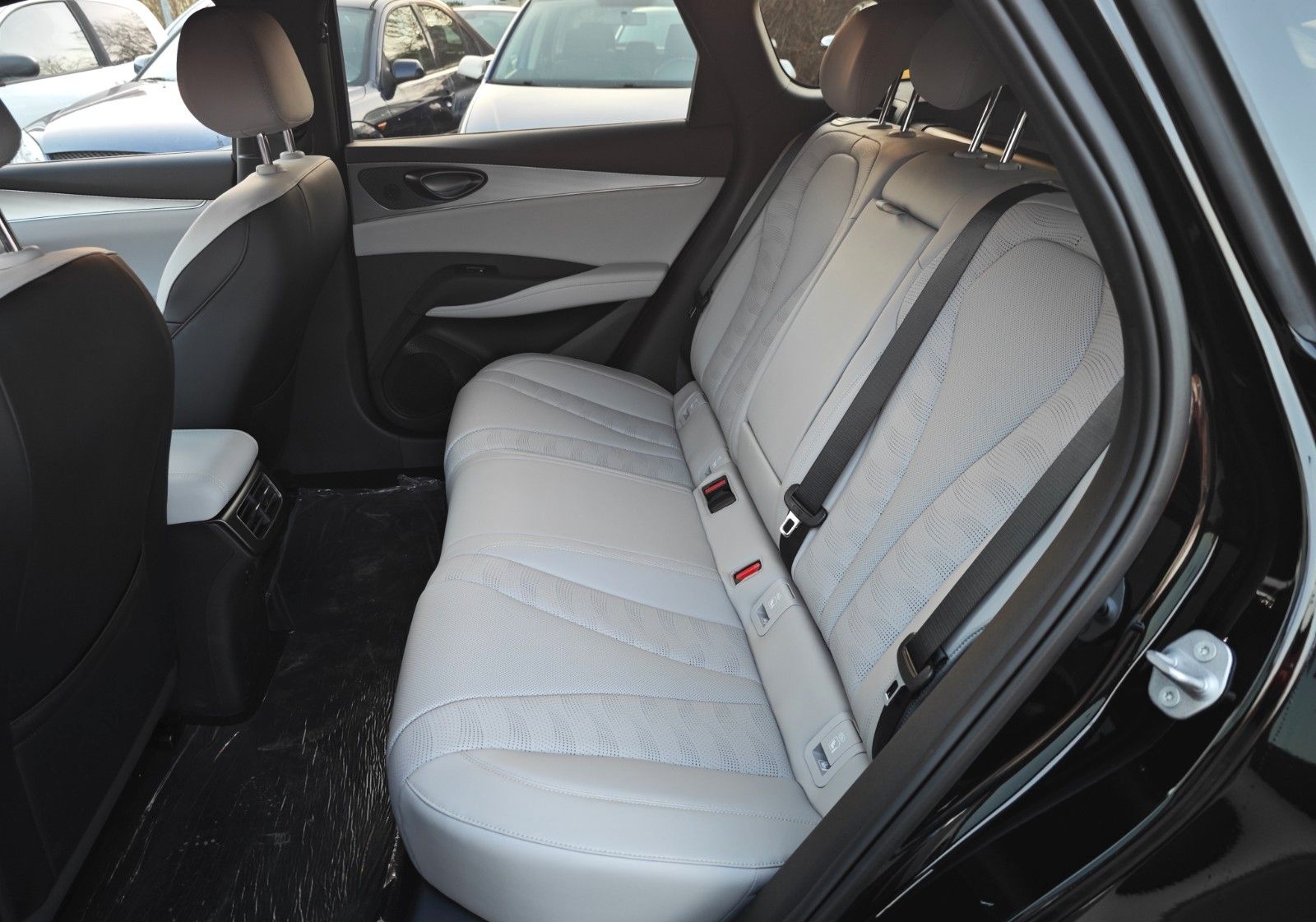 BYD Seal 6 DM-i Comfort Touring 156 kW 1.5 PHEV foto 13